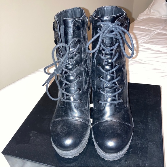 G by Guess Gift Heeled Boot Womens 8.5 - Picture 4 of 7